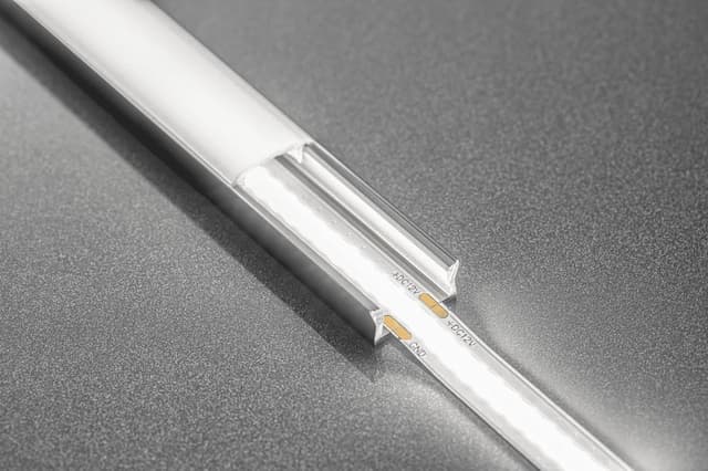 GTV LD-COB12V-20-NEСветодиодная лента COB 12V, 1600 LED, 8мм, 40Вт / 5м, без геля, нейтральный белый
